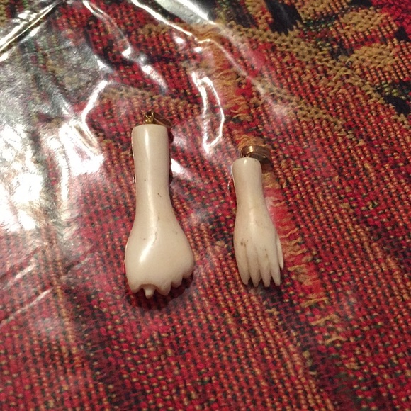 TWO BRAND NEW HAND CHARMS - Picture 2 of 2